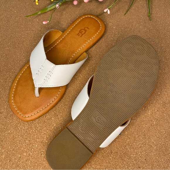 Ugg Carey Flip Flop Leather Sandals Size 6 - Picture 15 of 16